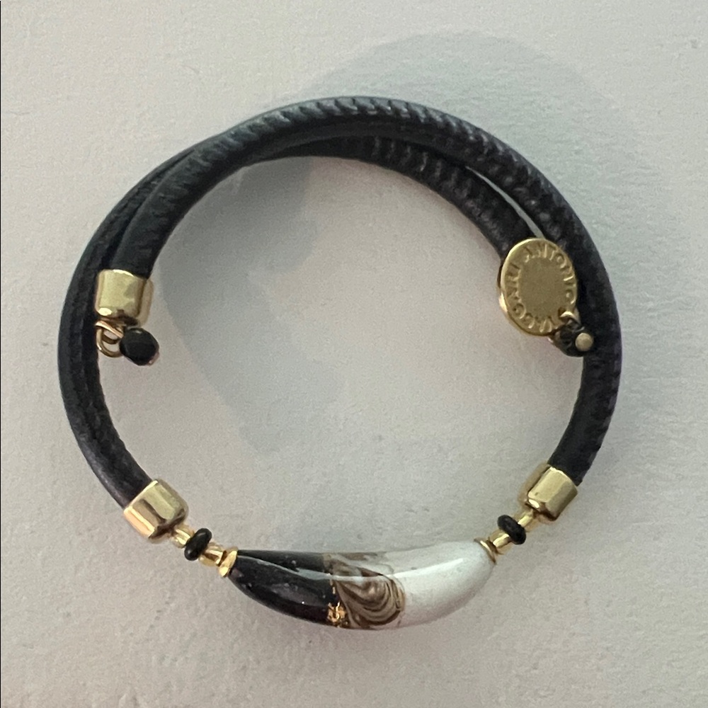 NIB Chic Black and Gold Bracelet by Antonio Vaccari